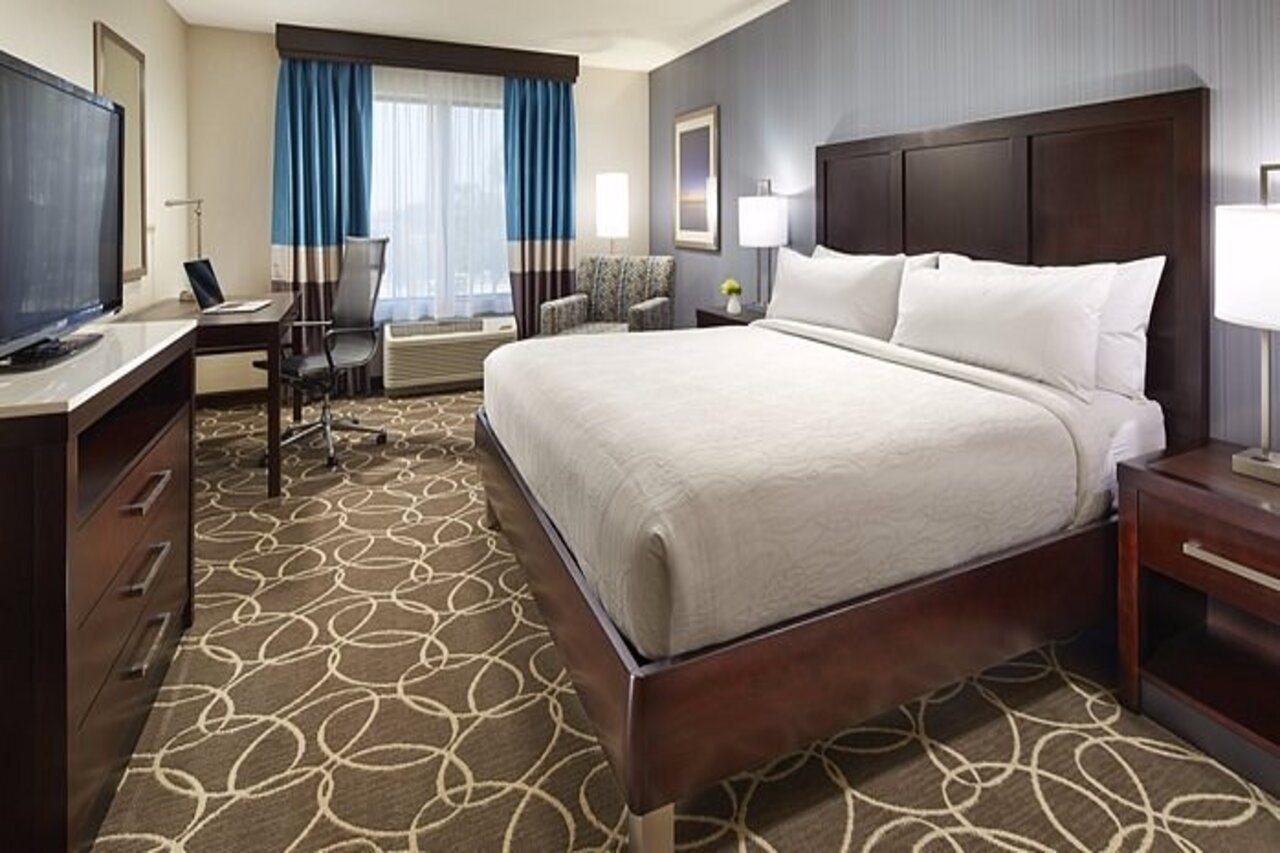 Hilton Garden Inn Сан Маркос Екстериор снимка