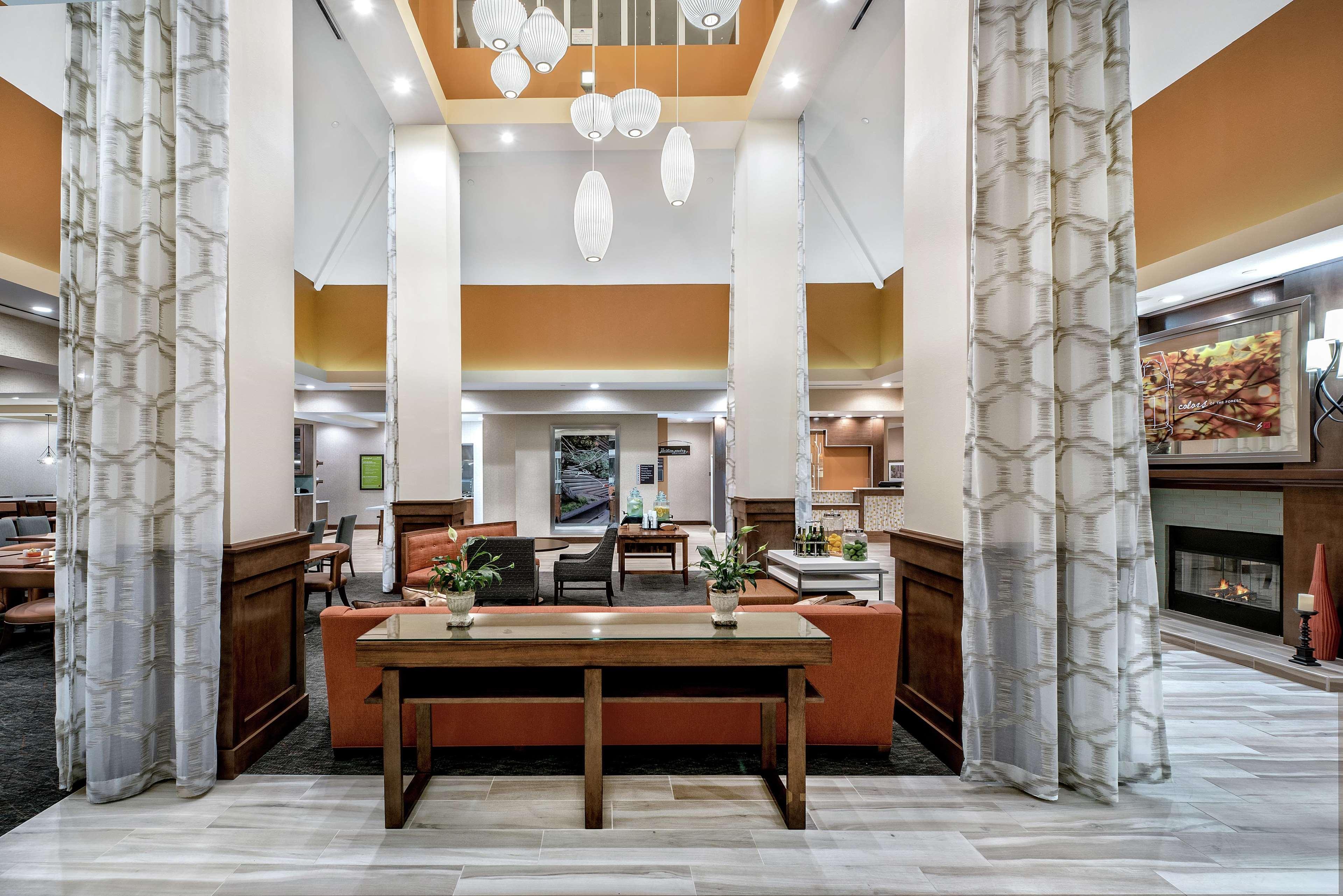 Hilton Garden Inn Сан Маркос Екстериор снимка
